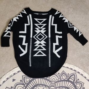 Geometric pattern knit sweater